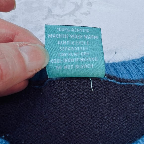 Snowflake Latke Happy Face Sweater Swedish Norwegian Nordic Fun! - Picture 6 of 6